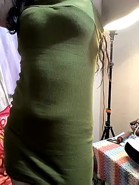 queenbuggi online show from 12.05.25