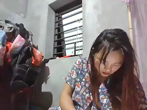 Snapshot of Lee_coope chatting on 10.21.25 Lee coope online show from 10.21.25