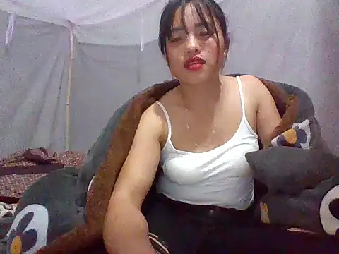 Snapshot of Lee_coope chatting on 10.24.25 Lee coope online show from 10.24.25