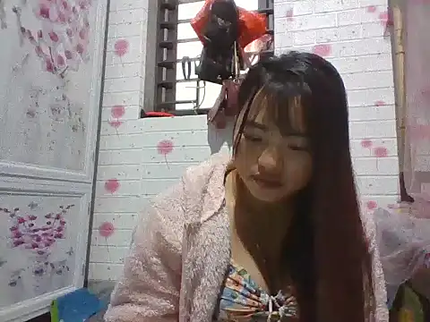 Snapshot of Lee_coope chatting on 12.17.25 Lee coope online show from 12.17.25