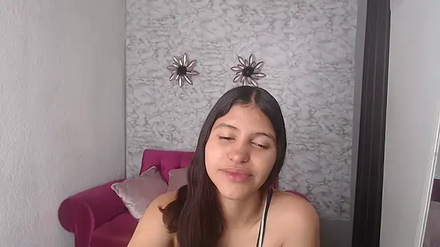 Evagirl69 online show from 10.23.25