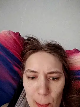 Snapshot of AlisaWyn chatting on 02.25.26 AlisaWyn online show from 02.25.26