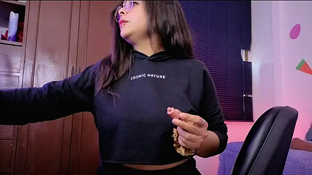 MiaCollinssx online show from 04.13.26