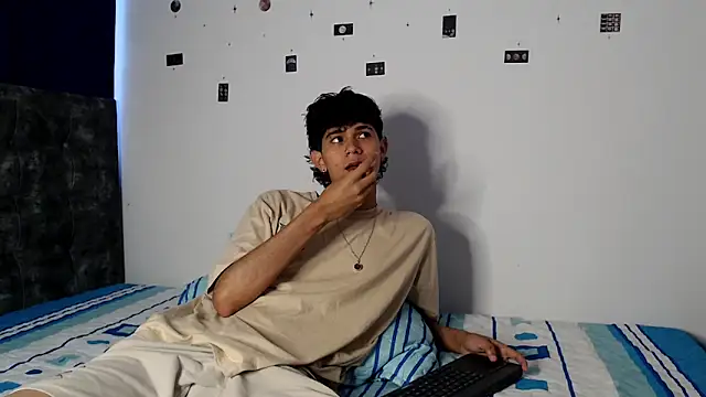 alexmark  online show from 03.27.26