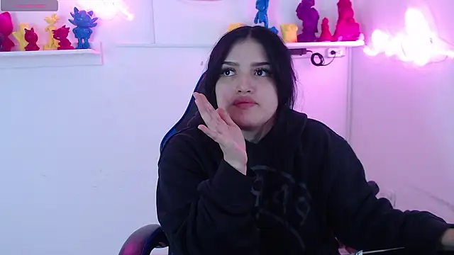 sari belle online show from 03.14.26