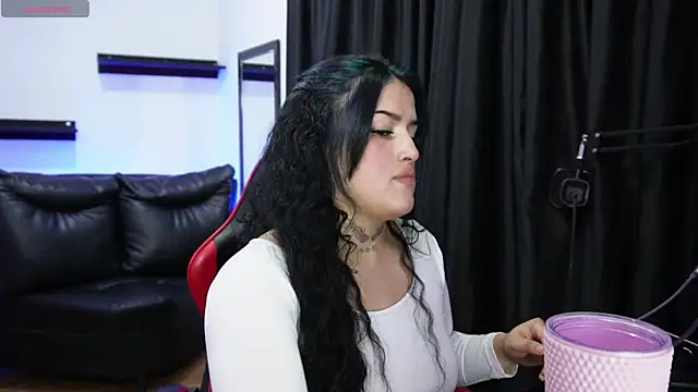 sari belle online show from 03.22.26