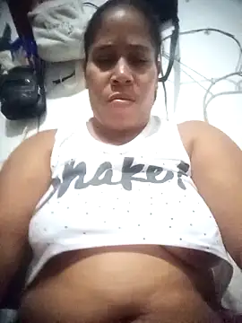 Big ass submissive online show from 12.21.25