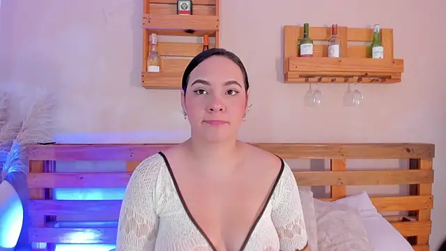  miss mia online show from 12.05.25