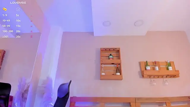  miss mia online show from 12.16.25