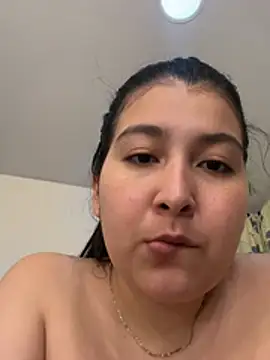 Snapshot of evelyn_1702 chatting on 07.24.26 evelyn 1702 online show from 07.24.26