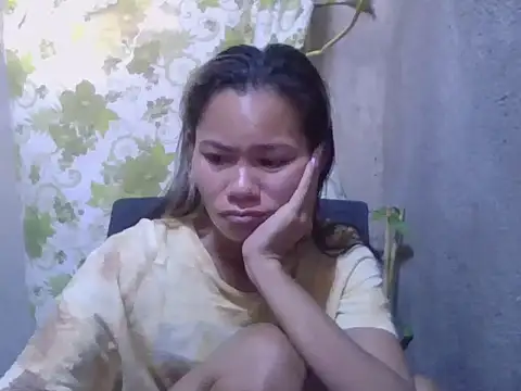 Sweeetgurll online show from 10.28.25