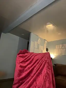 Snapshot of Canneela chatting on 02.16.26 Canneela online show from 02.16.26