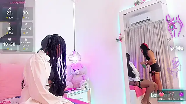 Canddyhot18 online show from 10.06.25