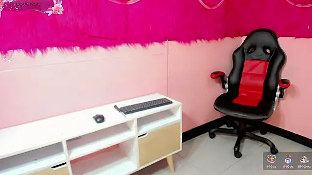 Natasha clifford online show from 09.13.25