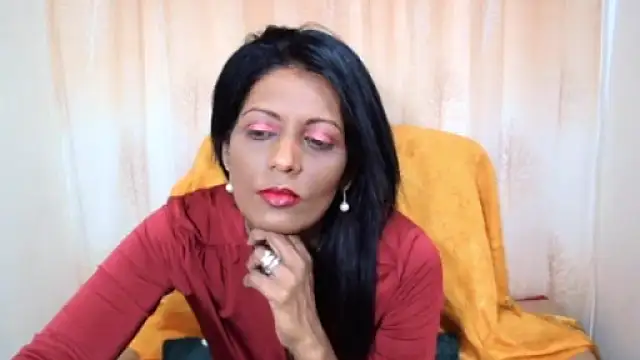 Snapshot of Indianpeaches chatting on 10.10.25 Indianpeaches online show from 10.10.25