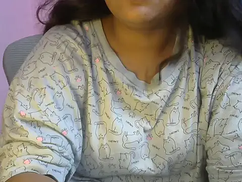 Queenxxx98 online show from 04.24.26