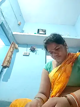 Snapshot of Rashi_cut chatting on 09.10.25 Rashi cut online show from 09.10.25