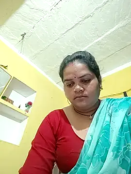 Snapshot of Rashi_cut chatting on 09.20.25 Rashi cut online show from 09.20.25
