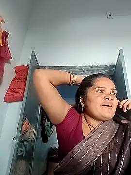 Snapshot of Rashi_cut chatting on 09.23.25 Rashi cut online show from 09.23.25