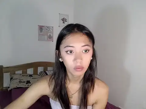 Snapshot of lovely_kiannaHugecock chatting on 03.24.26 lovely kiannaHugecock online show from 03.24.26