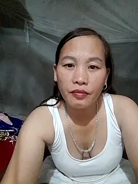 Snapshot of Seg_min chatting on 10.15.25 Seg min online show from 10.15.25