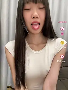 Snapshot of xinyu789 chatting on 05.15.26 xinyu789 online show from 05.15.26