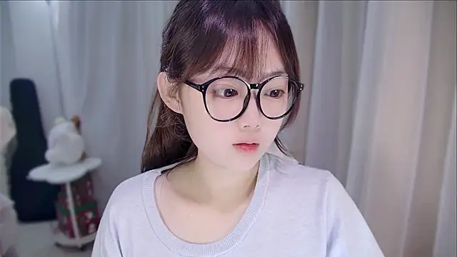 YUANYUAN-A online show from 04.17.26