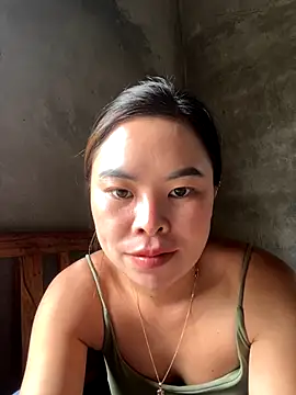 Snapshot of han-cute chatting on 09.25.25 han-cute online show from 09.25.25