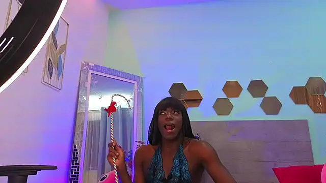 Snapshot of Paulina_Sodi chatting on 11.26.25 Paulina Sodi online show from 11.26.25