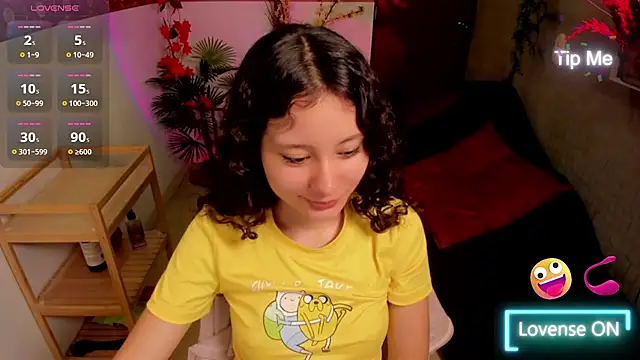 Snapshot of Krysten_Riter chatting on 07.22.26 Krysten Riter online show from 07.22.26
