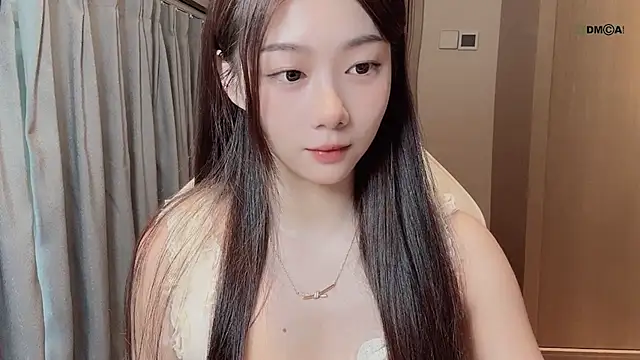 Snapshot of Makinghappymyself_ chatting on 12.14.25 Makinghappymyself online show from 12.14.25