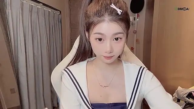 Snapshot of Makinghappymyself_ chatting on 01.06.26 Makinghappymyself online show from 01.06.26