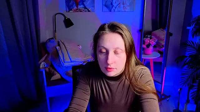 Snapshot of babydarkness chatting on 10.15.25 babydarkness online show from 10.15.25