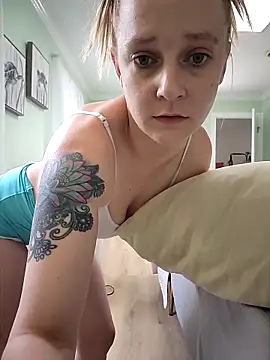  Karizma  online show from 10.14.25