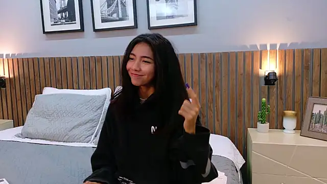 luna roja25 online show from 02.03.26