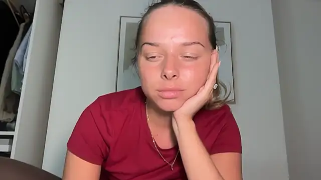 KayleeBella online show from 04.28.26