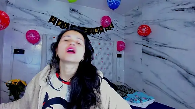 Ari and Storm online show from 02.15.26