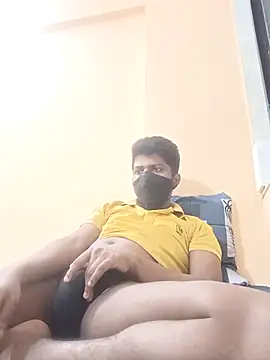 Snapshot of sexy_boy_986 chatting on 10.04.25 sexy boy 986 online show from 10.04.25