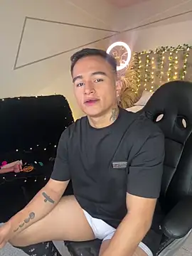 LiamDeep online show from 12.19.25