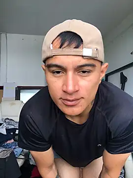 Snapshot of LiamDeep chatting on 05.16.26 LiamDeep online show from 05.16.26