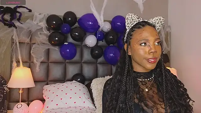 AmiraMorgan online show from 11.01.25