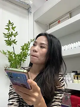 Baby-mmm online show from 11.04.25