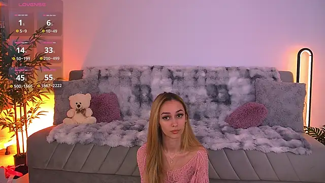 Snapshot of AmyKent_ chatting on 06.06.26 AmyKent online show from 06.06.26