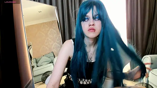 Snapshot of NoelleGothicShadow chatting on 10.01.25 NoelleGothicShadow online show from 10.01.25