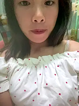 Snapshot of tieu_muoi chatting on 09.25.25 tieu muoi online show from 09.25.25