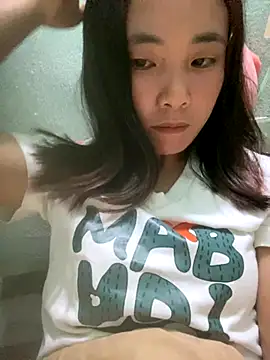 Snapshot of tieu_muoi chatting on 10.23.25 tieu muoi online show from 10.23.25