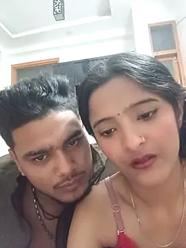 romantic couple1 online show from 11.27.25