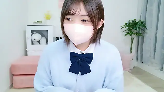 Hinata Sun online show from 09.14.25