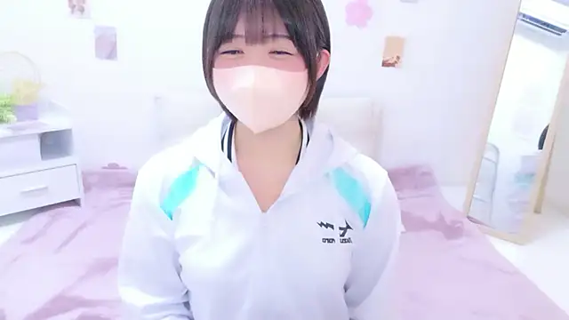 Snapshot of Hinata_Sun chatting on 05.18.26 Hinata Sun online show from 05.18.26