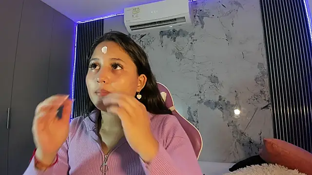 Laly Cherry  online show from 10.22.25